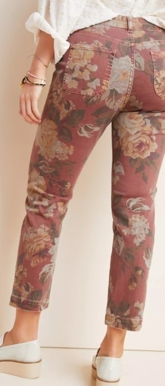 Host Pick 🥳 Pilcro Rose Print Denim Jeans - Picture 2 of 14